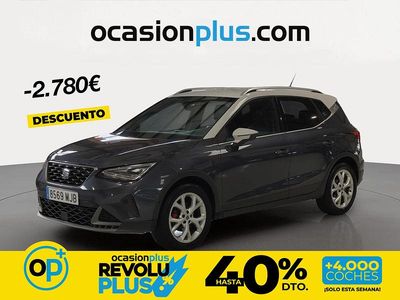 Usado Seat Arona FR 150 CV (110 kW) 2023 Gris / plata SUV