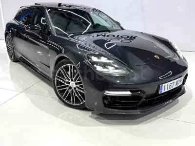 Usado Porsche Panamera 4S Sport Turismo 440 CV (323 kW) 2018 Gris / plata Familiar