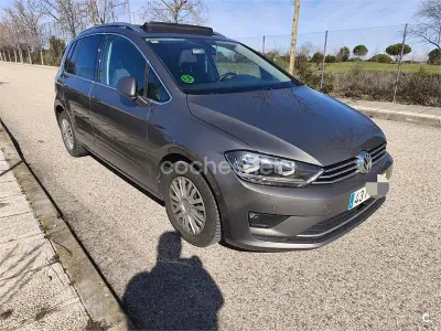 Begagnad VW Golf Sportsvan Edition 110 HK (80 kW) 2015 Grå Minibuss