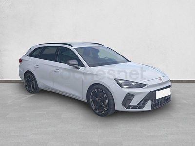Usado Cupra Leon 150 CV (110 kW) 2025 Blanco Familiar