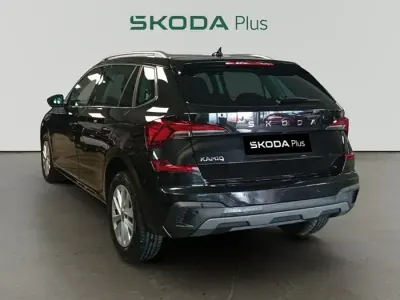 Usado Skoda Kamiq Selection 115 CV (84 kW) 2025 Negro SUV