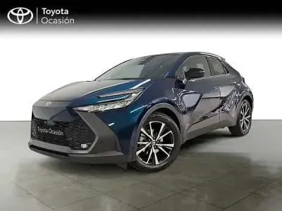 Begagnad Toyota C-HR Advance 140 HK (102 kW) 2025 Blå SUV