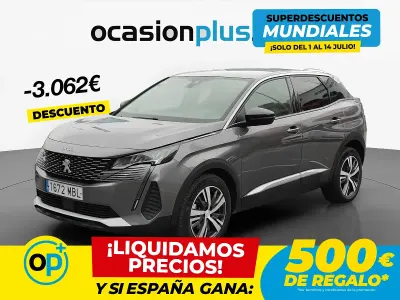 Usado Peugeot 3008 Allure 130 CV (95 kW) 2022 Gris SUV