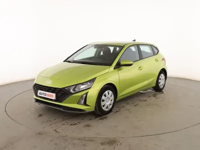Usado Hyundai i20 GO! 85 CV (62 kW) 2024 Verde Utilitario