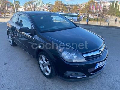 Negro Usado 2006 Opel Astra GTC Sport Berlina | 3500 € (Precio justo)