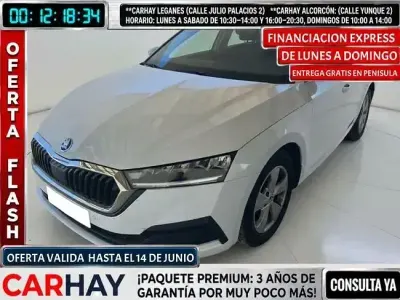 Usado Skoda Octavia 110 CV (80 kW) 2021 Blanco Familiar