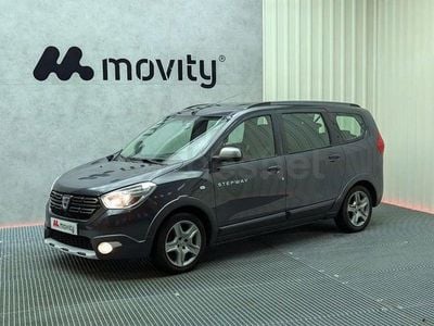 Usado Dacia Lodgy Comfort 115 CV (84 kW) 2020 Gris / plata Monovolumen