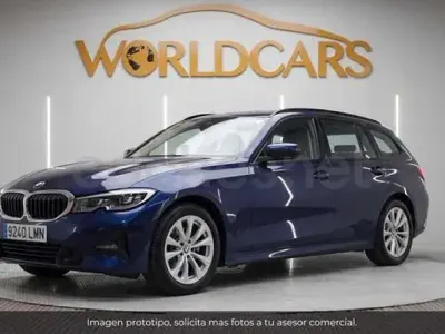 Usado BMW 318 150 CV (110 kW) 2021 Violeta / lila Familiar