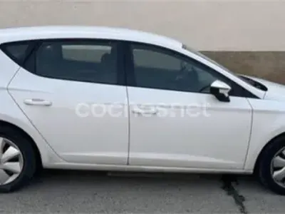 Usado Seat Leon Style 115 CV (84 kW) 2017 Blanco Berlina