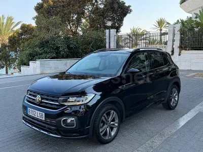 Usado VW T-Cross Sportline 150 CV (110 kW) 2021 Negro SUV