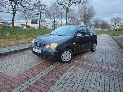Usado VW Polo Highline 75 CV (55 kW) 2004 Gris / plata Utilitario