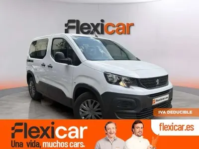 Usado Peugeot Rifter Active 110 CV (80 kW) 2023 Blanco Monovolumen