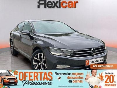 Usado VW Passat Executive 150 CV (110 kW) 2021 Gris Berlina