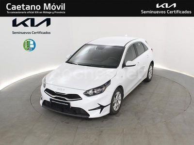 Blanco Usado 2024 Kia Ceed Utilitario | 21.990 € (Precio justo)