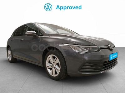 Usado VW Golf VIII 115 CV (84 kW) 2022 Gris / plata Berlina