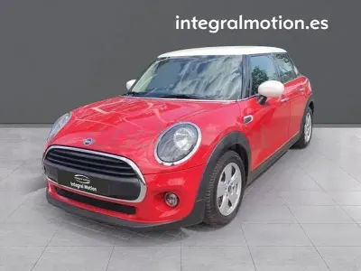 Usado Mini ONE 102 CV (75 kW) 2020 Rojo Utilitario
