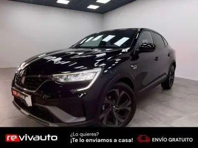 Usado Renault Arkana RS Line 140 CV (102 kW) 2023 Negro SUV