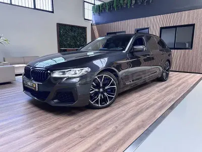 Usado BMW 530 M Sport 286 CV (210 kW) 2021 Gris / plata Familiar