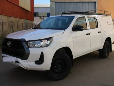 Usado Toyota HiLux 150 HP (110 kW) 2021 Branco Pickup