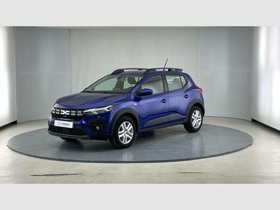 Usado Dacia Sandero Expression 91 CV (66 kW) 2024 Azul rayo (metalizado) Utilitario
