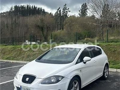 Usado Seat Leon Stylance 125 CV (91 kW) 2009 Blanco Berlina