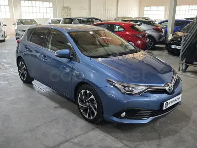 Usado Toyota Auris Hybrid