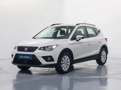 Usado Seat Arona Ecomotive 110 CV (80 kW) 2021 Blanco SUV