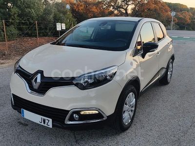Beige Usado 2017 Renault Captur Zen SUV | 11.900 € (Un poco caro)