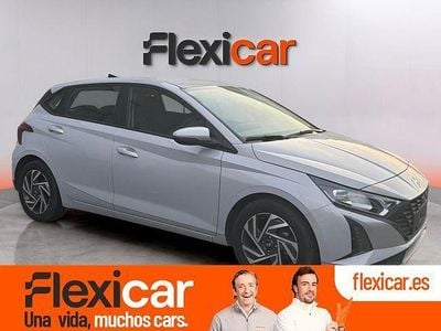 Usado Hyundai i20 84 CV (61 kW) 2024 Gris Utilitario