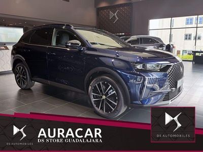 Azul Nuevo 2025 DS Automobiles DS7 Crossback Opera SUV | 43.075 €