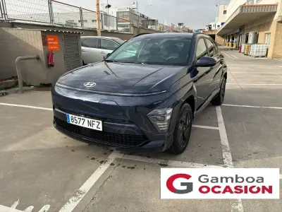 Begagnad Hyundai Kona Blackline 150 kW (204 HK) 2025 Blå SUV