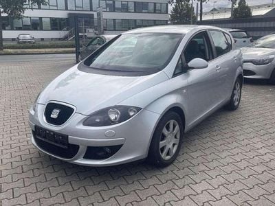 Usado Seat Toledo Reference 105 CV (77 kW) 2005 Gris Utilitario