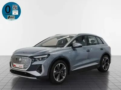 Usado Audi Q4 e-tron S-Line 150 kW (204 HP) 2023 Azul SUV
