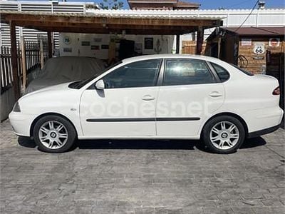 Usado Seat Cordoba 100 CV (73 kW) 2003 Blanco Berlina