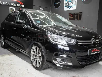 Usado Citroën C4 Shine 120 CV (88 kW) 2017 Negro Berlina