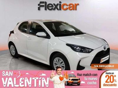 Usado Toyota Yaris Hybrid Active 116 CV (85 kW) 2022 Blanco Utilitario