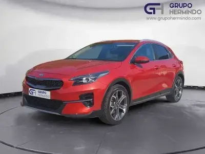 Usado Kia XCeed 115 CV (84 kW) 2020 Rojo SUV