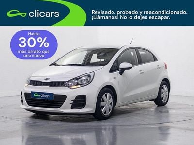 Usado Kia Rio 85 CV (62 kW) 2015 Blanco Berlina