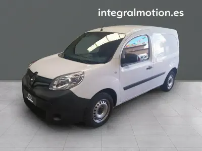 Usado Renault Kangoo 80 CV (58 kW) 2021 Blanco Monovolumen