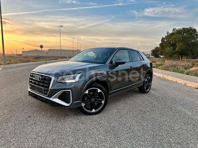 Gris / plata Usado 2023 Audi Q2 S-Line SUV | 25.990 € (Un poco caro)