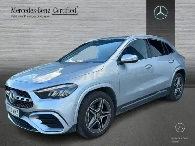 Usado Mercedes GLA250 218 CV (160 kW) 2024 Gris / plata SUV