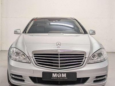Usado Mercedes S500 435 CV (319 kW) 2011 Plateado Berlina