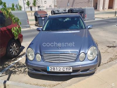 Azul Usado 2004 Mercedes E320 Classic Berlina | 7000 € (Un poco caro)