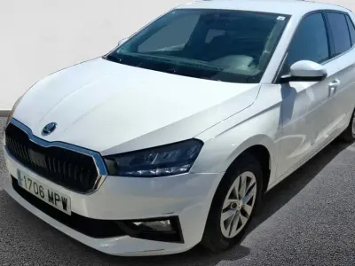 Usado Skoda Fabia Selection 95 CV (69 kW) 2024 Utilitario
