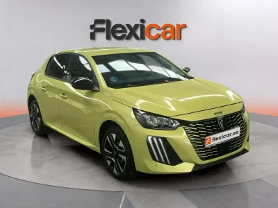 Usado Peugeot 208 Allure 110 CV (80 kW) 2025 Amarillo Utilitario