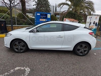 Blanco Usado 2010 Renault Mégane Dynamique Berlina | 4990 € (Precio justo)