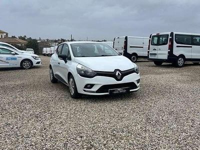 Usado Renault Clio IV Business 75 CV (55 kW) 2019 Blanco Utilitario