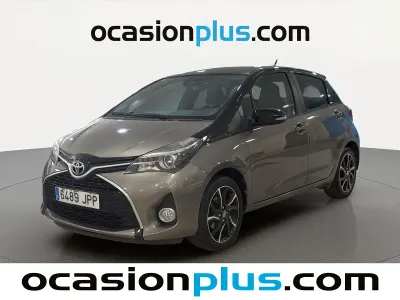 Usado Toyota Yaris 99 CV (72 kW) 2016 Gris Utilitario