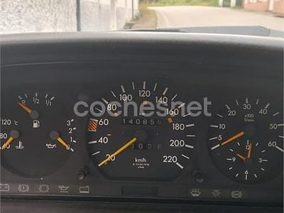 Beige Usado 1986 Mercedes 190 Berlina | 7500 €