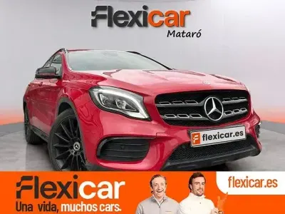 Käytetty Mercedes GLA180 122 HP (89 kW) 2020 Punainen Katumaasturi